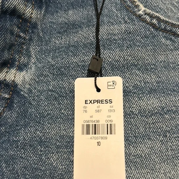 Express Blue Jean Shorts Distressed Frayed Hem - Picture 5 of 10